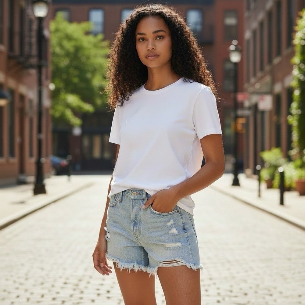 Levi's Cutoff Jean Button Fly Shorts Wedgie Fit Lt Blue Womens Size 28" Tag 27"